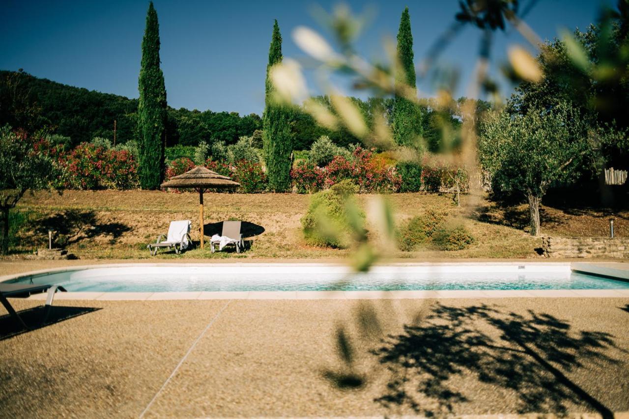 Clos Saint-Michel Resort & Spa Malaucène Exterior foto